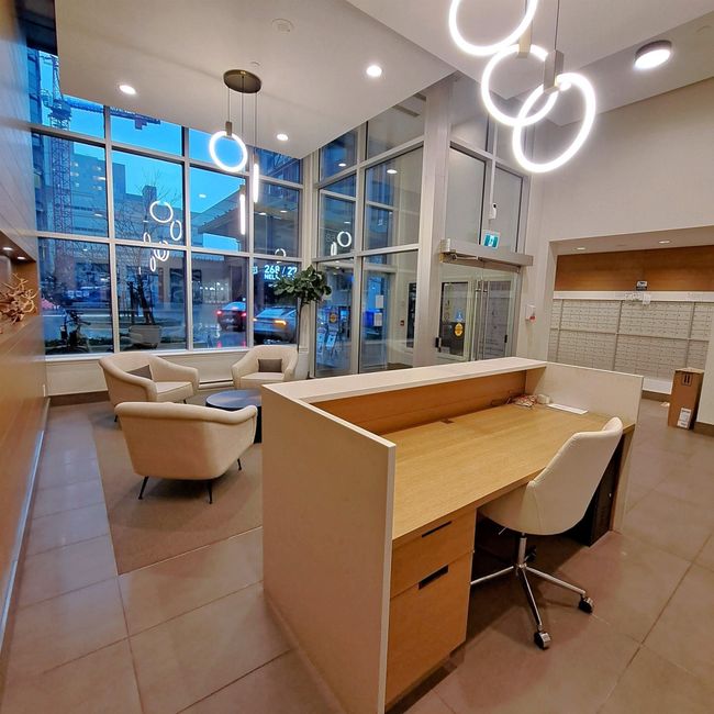 2002 - 258 Nelson's Crt, Condo with 2 bedrooms, 2 bathrooms and 1 parking in New Westminster BC | Image 4