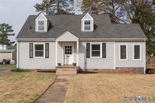 2004 Snead Ave, Colonial Heights, VA, 23834-2428 | Card Image