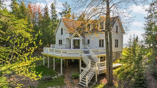 33171 Mrs Reddings Trl, Beaver Island, MI, 49782-5295 | Card Image