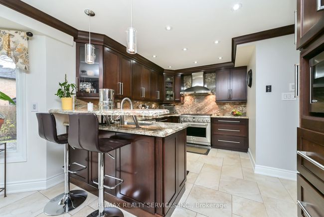 15 Brookbank Crt, House other with 4 bedrooms, 4 bathrooms and 4 parking in Brampton ON | Image 12