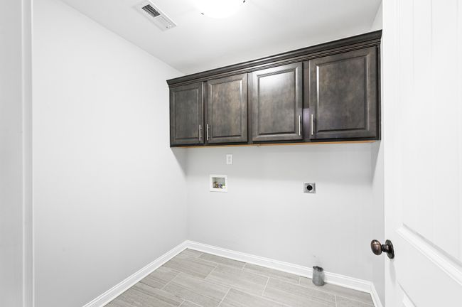Upstairs laundry room | Image 61