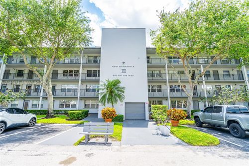 413e-300 Sw 134th Way, Pembroke Pines, FL, 33027-2057 | Card Image