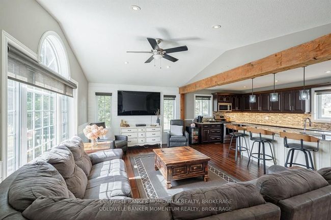719 Welland Rd, House other with 3 bedrooms, 2 bathrooms and 4 parking in Fenwick ON | Image 6
