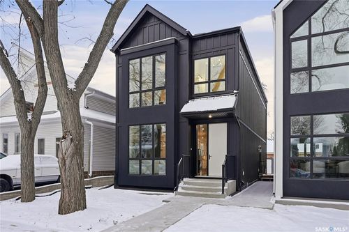 1137 13th St E, Saskatoon, SK, S7H0C1 | Card Image