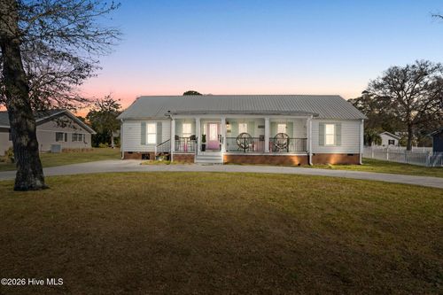 219 Shoreline Dr E, Sunset Beach, NC, 28468-4238 | Card Image