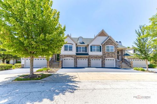 263-263 Shadow Creek Cir, Vernon Hills, IL, 60061-4568 | Card Image