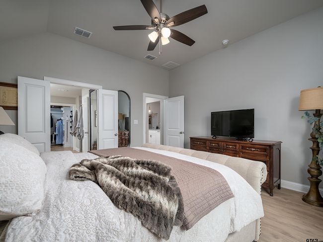 401 Meadows Ct, House other with 4 bedrooms, 3 bathrooms and null parking in Chandler TX | Image 15