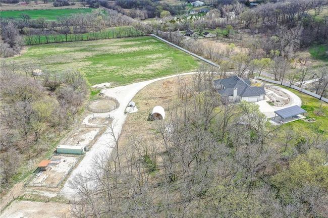 1605 Washington St, House other with 6 bedrooms, 5 bathrooms and null parking in Tonganoxie KS | Image 40