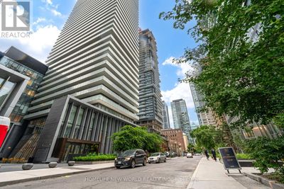 2311 - 50 Charles St E, Condo with 0 bedrooms, 1 bathrooms and null parking in Toronto ON | Image 1