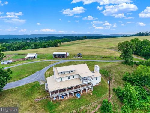 267 Hobby Horse Ln, MILLERSBURG, PA, 17061-8790 | Card Image