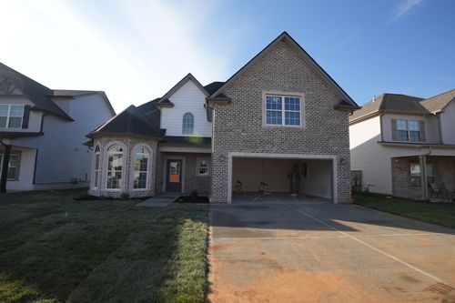584 Summerfield Dr, Clarksville, TN, 37040 | Card Image