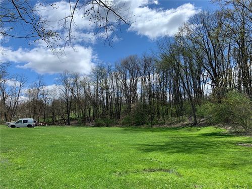 8015 Elkhart St, Wendel, PA, 15691 | Card Image