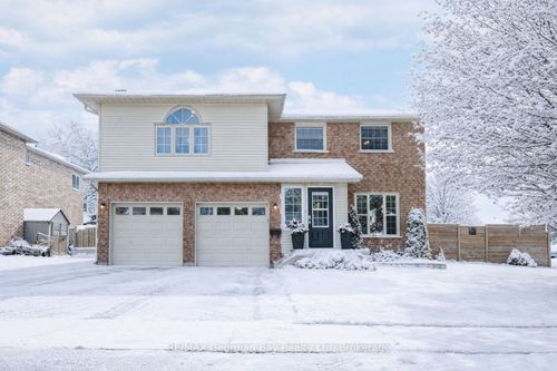 911 Watson Pl, Midland, ON, L4R5B9 | Card Image