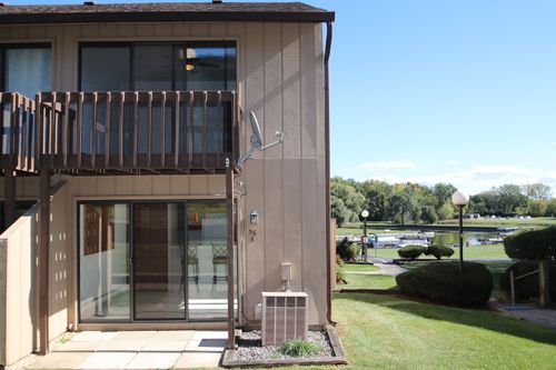 apt-5-56 Vail Colony, Fox Lake, IL, 60020-1123 | Card Image