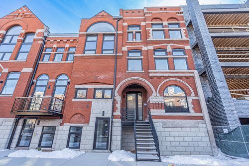 7-505 W Elm St, Chicago, IL, 60610-2428 | Card Image