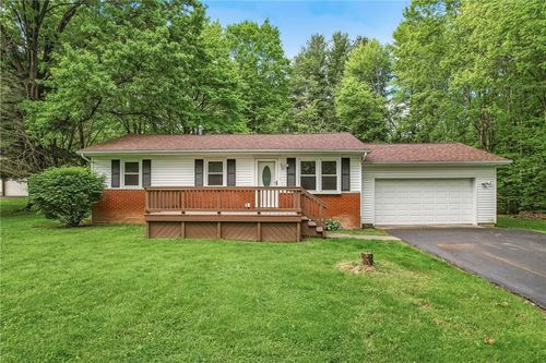 1196 Rutledge Rd, Transfer, PA, 16154-2222 | Card Image