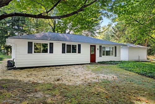 2731 Virginia Dr, Richfield, OH, 44286-9739 | Card Image