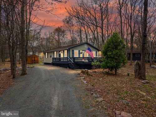 100 Petrarch Trl, Albrightsville, PA, 18210 | Card Image