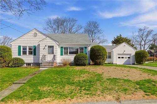 24 Kearns Avenue, Tiverton, RI, 02878 | Card Image