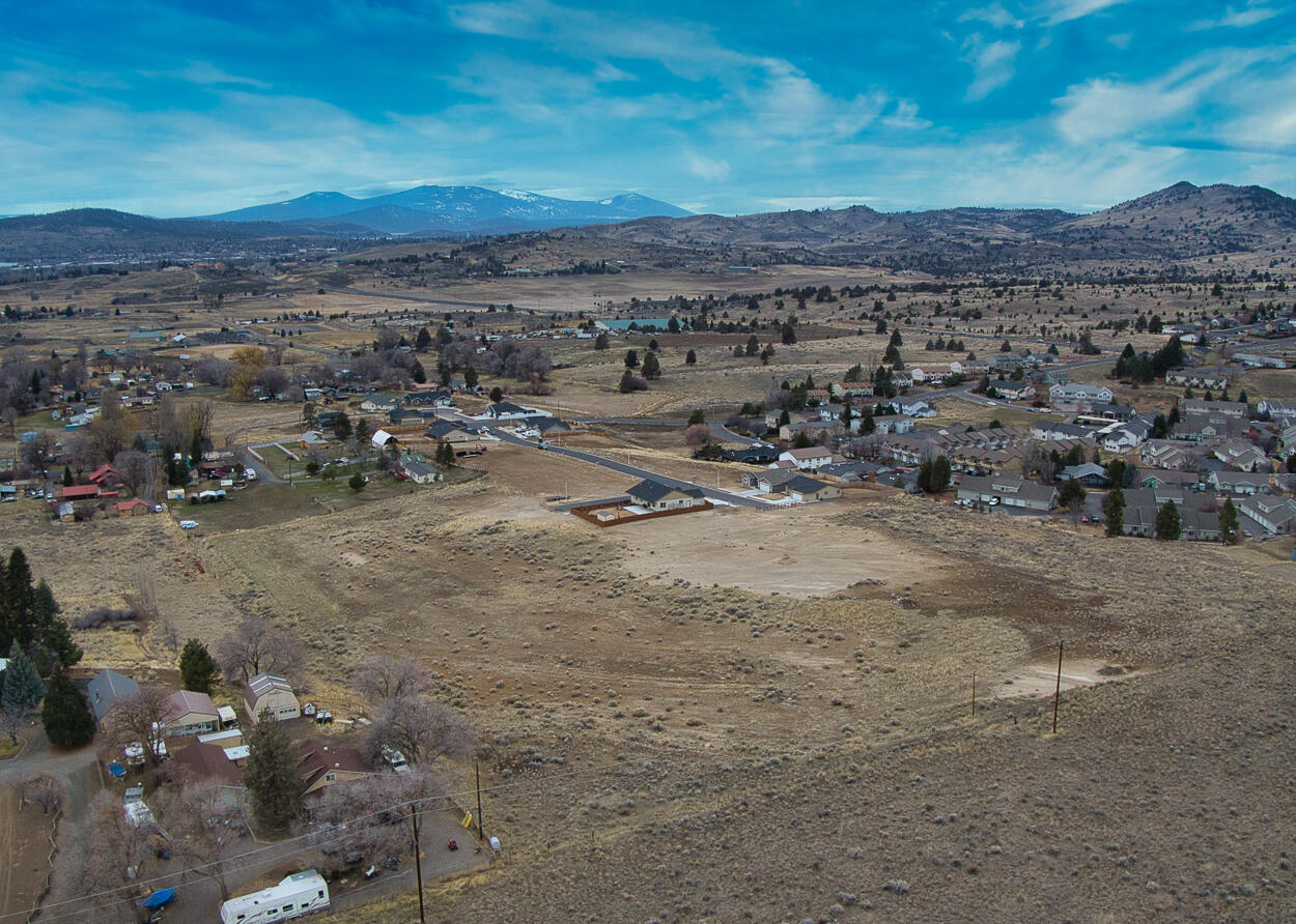 Land in Klamath Falls 4