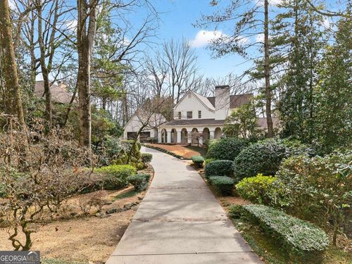 5680 Glen Errol Rd, Sandy Springs, GA, 30327-4854 | Card Image