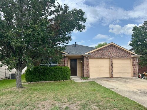 124 Spruce Dr, Kyle, TX, 78640-5728 | Card Image