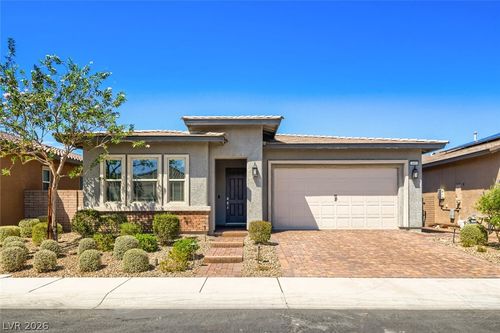 647 Longfeather St, Henderson, NV, 89011-5403 | Card Image