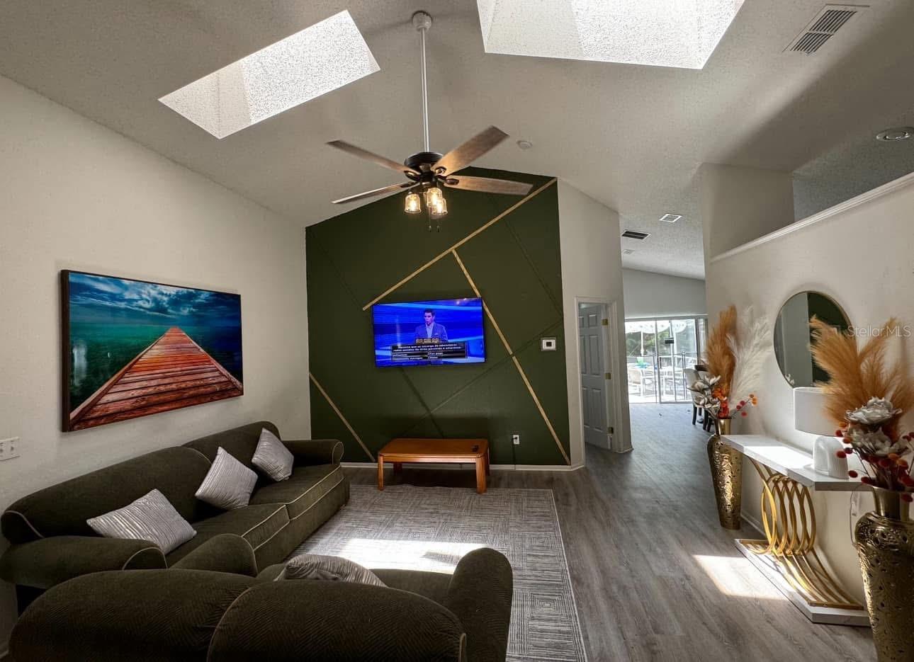 Residential Lease in DAVENPORT 3