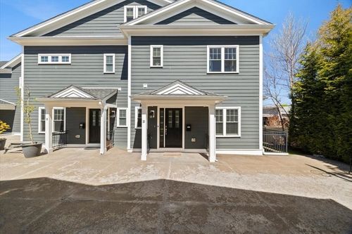 20-20 Dalby St, Newton, MA, 02458-1031 | Card Image