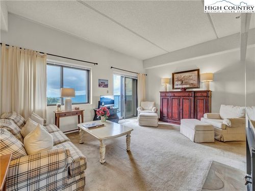 3-1301-303 Sugar Top Dr, Sugar Mountain, NC, 28604-8766 | Card Image