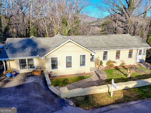 98 Pickett Hill St, CLayton, GA, 30525-4153 | Card Image