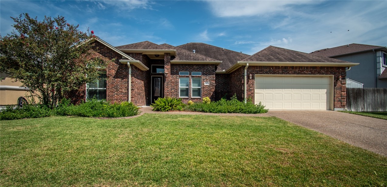 Lake Geneva Dr, Corpus Christi, TX 78413