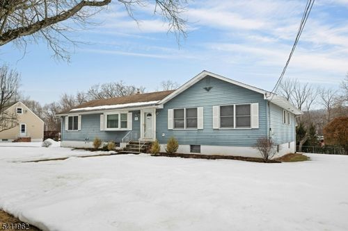 48 Deerfield Rd, Wayne, NJ, 07470-6414 | Card Image