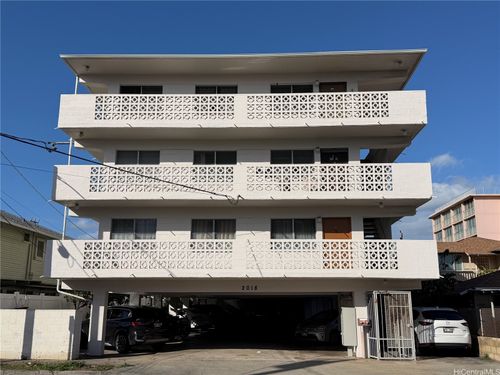 304-2018 Fern St, Honolulu, HI, 96826-4106 | Card Image