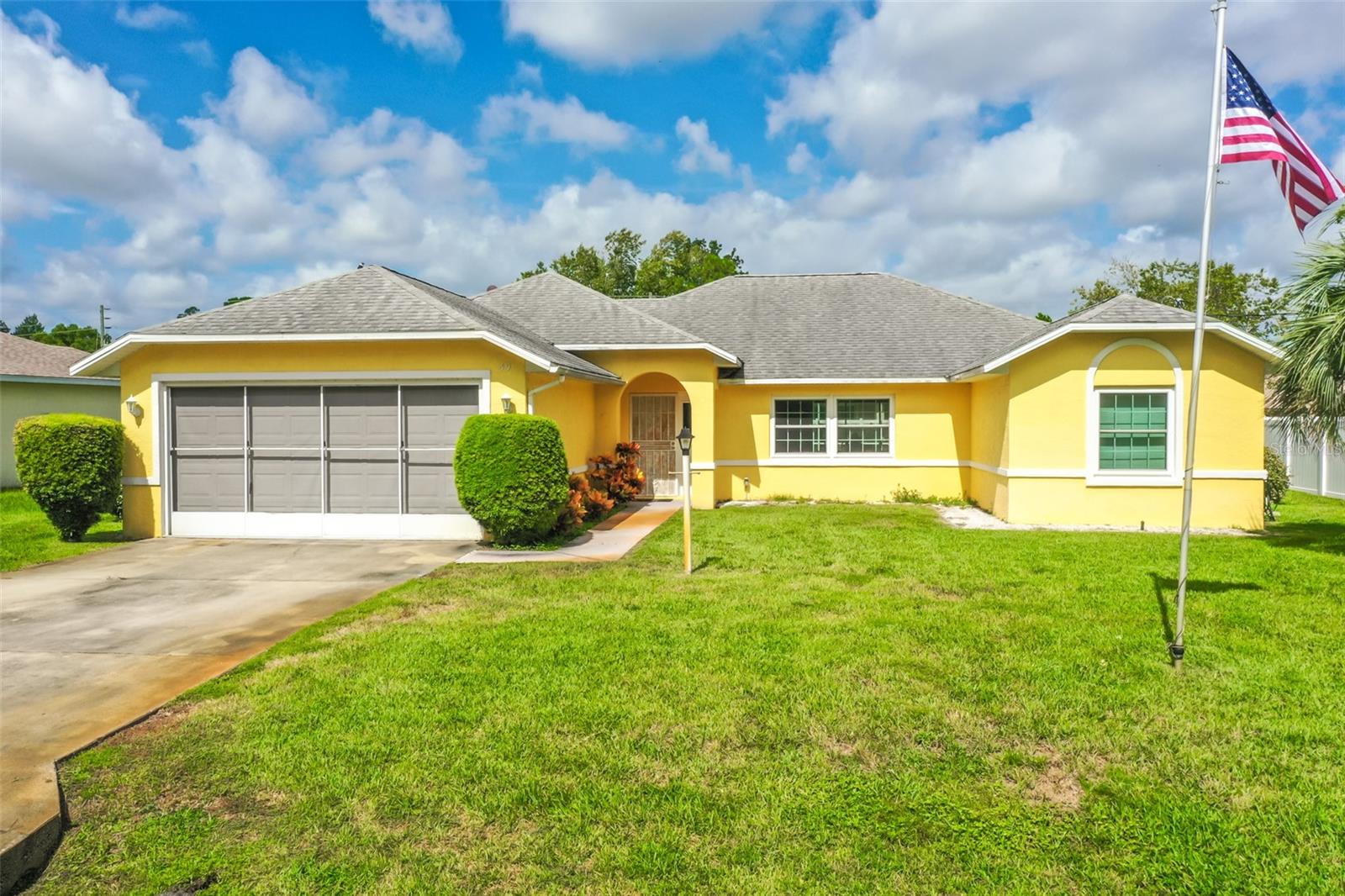 Pebble Wood Ln, Palm Coast, FL 32164