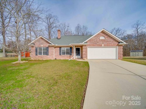 8353 Emily Dr, Harrisburg, NC, 28075-7629 | Card Image