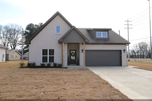 106 Jefferson Ave, Muscle Shoals, AL, 35661-1316 | Card Image