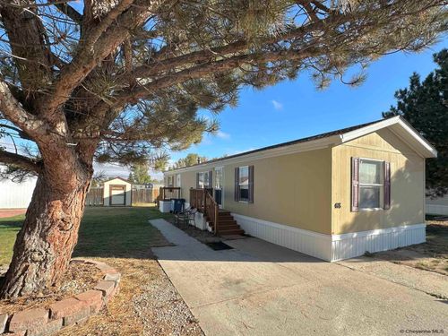 418 Lori Rd, Cheyenne, WY, 82007 | Card Image