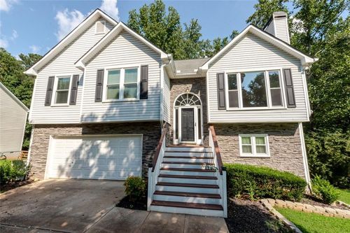 7030 Wessex Way, Cumming, GA, 30028-5964 | Card Image