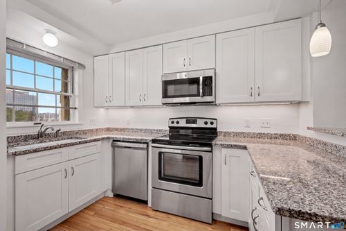 14-256 Washington Blvd, Stamford, CT, 06902-6870 | Card Image