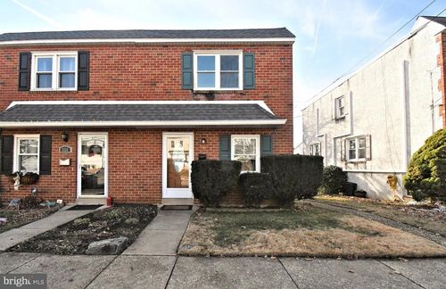 335 W 4th Ave, CONSHOHOCKEN, PA, 19428-1606 | Card Image