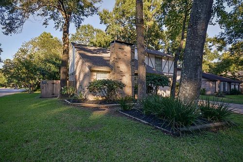 2903 Valley Rose Dr, Kingwood, TX, 77339-1901 | Card Image