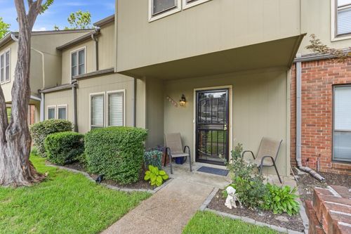 9-4014 Graham Oaks Ct, Memphis, TN, 38122 | Card Image