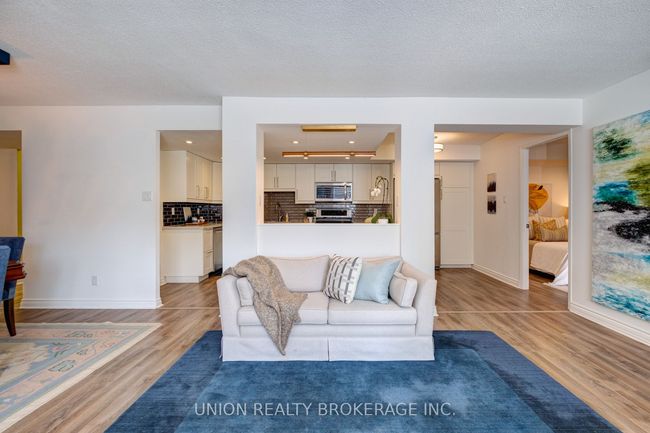 317 - 1091 Kingston Rd, Condo with 3 bedrooms, 3 bathrooms and null parking in Scarborough ON | Image 6