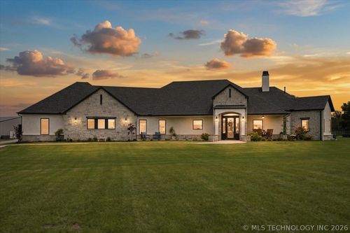 5105 E 96th St N, Sperry, OK, 74073-4977 | Card Image