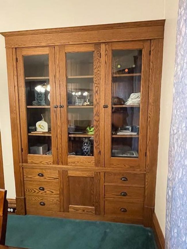 kitchen and back entry | Image 14