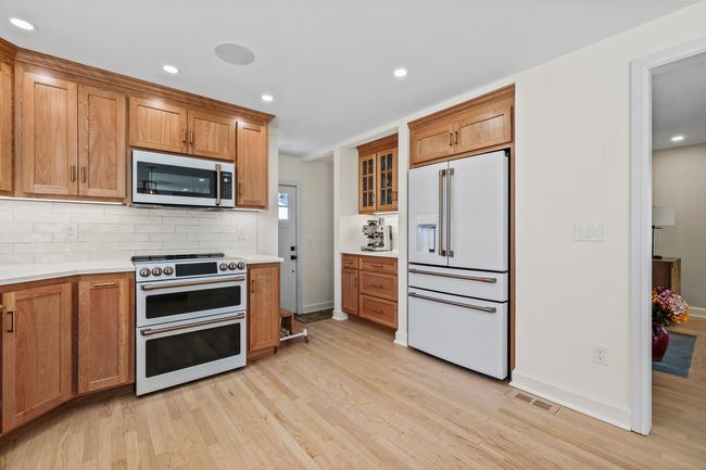 596 Bush Hill Rd, House other with 2 bedrooms, 1 bathrooms and 4 parking in Manchester CT | Image 17