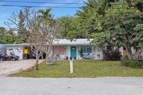 30 Jewfish Ave, Key Largo, FL, 33037-4741 | Card Image