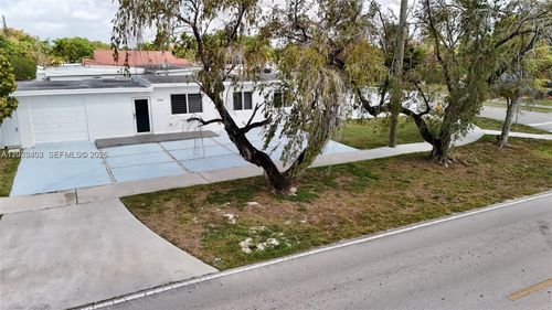 10381-10381 Sw 32nd St, Miami, FL, 33165-2813 | Card Image
