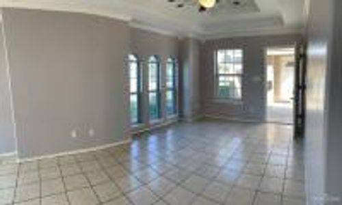 apt-4-3821 W Sarah Evans, Edinburg, TX, 78541-3888 | Card Image